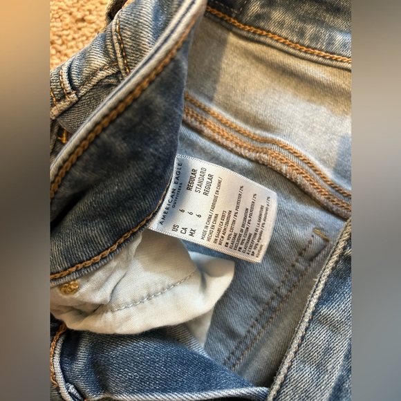 American Eagle Outfitters High Rise Jegging - Picture 3 of 5